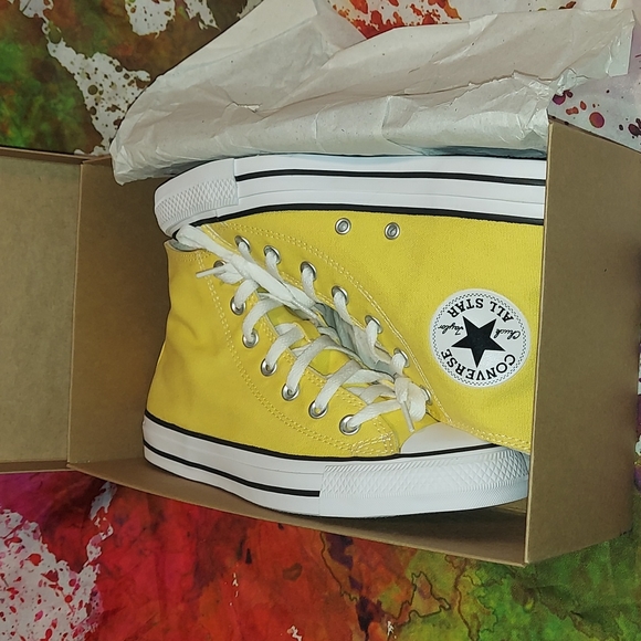 High top Converse Butter yellow women's size 7.5 - Picture 9 of 10